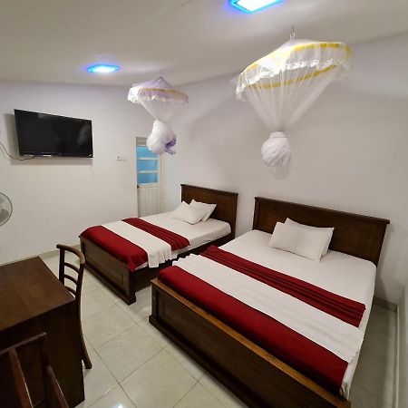 Hotel Serendib Hill บันดาราเวลา ภายนอก รูปภาพ