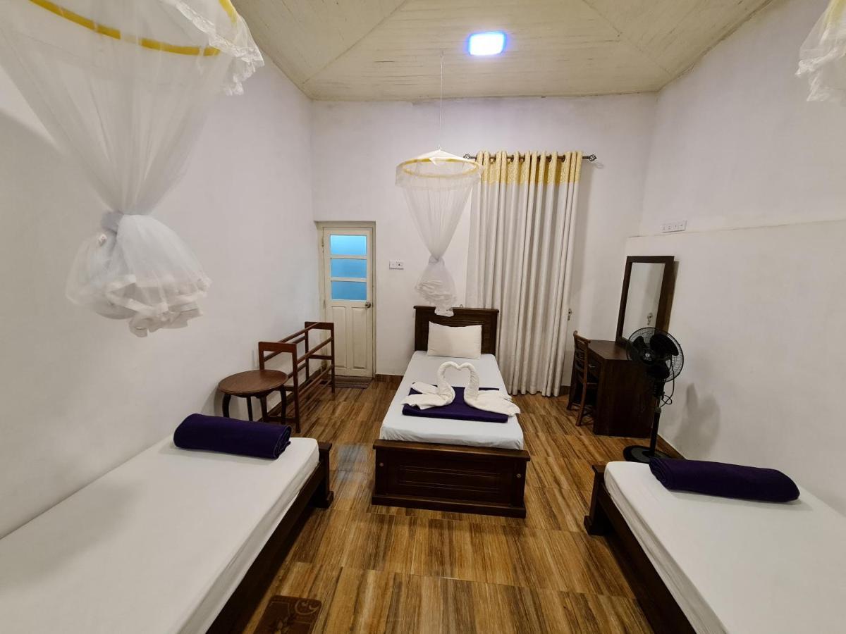 Hotel Serendib Hill บันดาราเวลา ภายนอก รูปภาพ