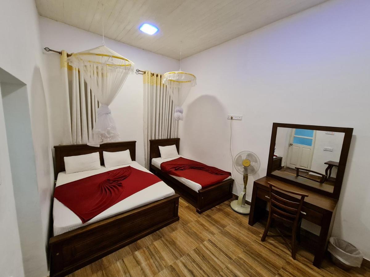 Hotel Serendib Hill บันดาราเวลา ภายนอก รูปภาพ