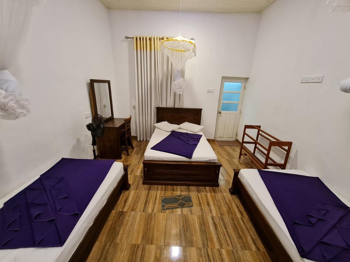 Hotel Serendib Hill บันดาราเวลา ภายนอก รูปภาพ